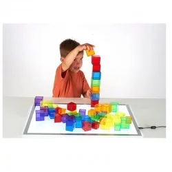 Ensemble de cubes translucides